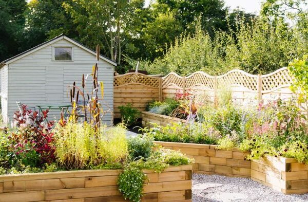 Großen garten pflegeleicht gestalten